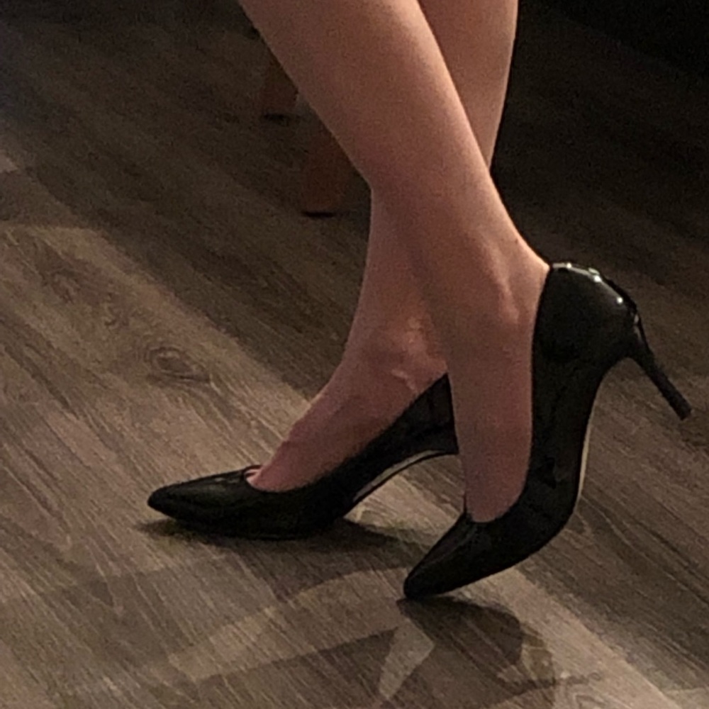 Black patent leather pumps